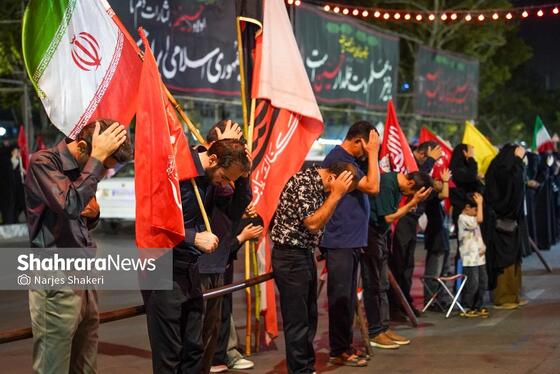 گزارش تصویری | یکصدو سی‌وچهارمین موج خروش شبانه مشهدی‌ها در سنگر خیابان