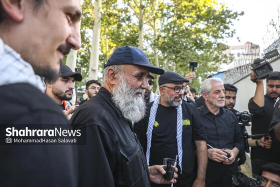 گزارش تصویری | اجرای دیوار نگاره «قوموا لله» با حضور هنرمندان بین المللی در مشهد