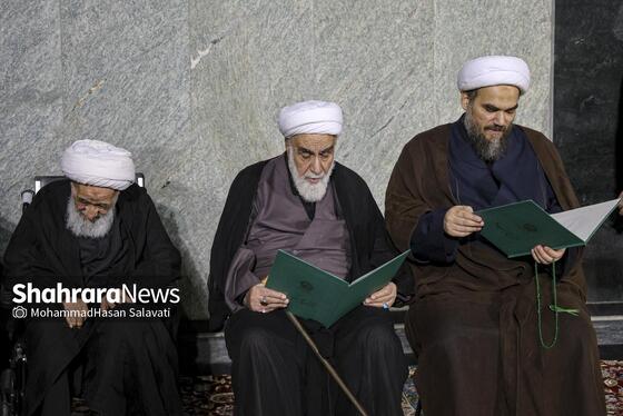 گزارش تصویری | شب چهارم مراسم بزرگداشت رهبر شهید انقلاب اسلامی در حرم مطهر رضوی