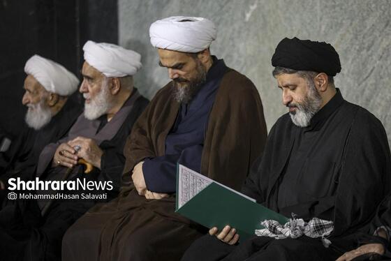 گزارش تصویری | شب چهارم مراسم بزرگداشت رهبر شهید انقلاب اسلامی در حرم مطهر رضوی