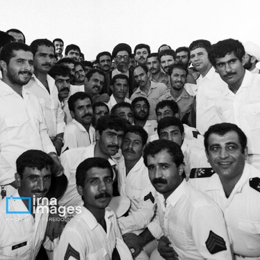 گزارش تصویری | بازدید رهبر شهید از مانور دریایی در تنگه هرمز؛ مهر ۱۳۶۴