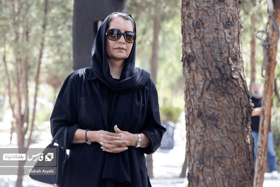 خاکسپاری مادر داریوش فرضیایی برگزار شد (۲۴ تیر ۱۴۰۵) + تصاویر