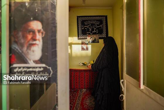 گزارش تصویری | روضه خانگی،در سوگ آقای شهید ایران