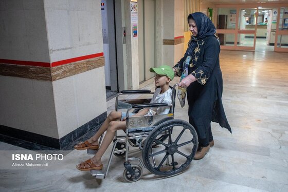 گزارش تصویری | کودکان مبتلا به سرطان به بیمارستان شهید بقایی اهواز بازگشتند