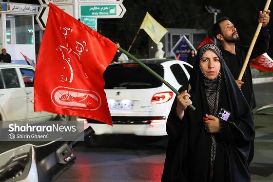 گزارش تصویری | مردم مشهد همچنان پای کار انقلاب