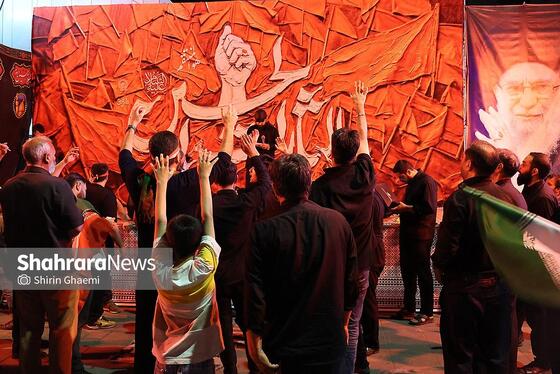 گزارش تصویری | مردم مشهد همچنان پای کار انقلاب