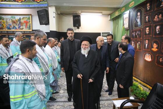 گزارش تصویری | آیین بدرقه کاروان خدام‌الحسین(ع) شهرداری مشهد در دفتر آیت‌الله سیداحمد علم‌الهدی