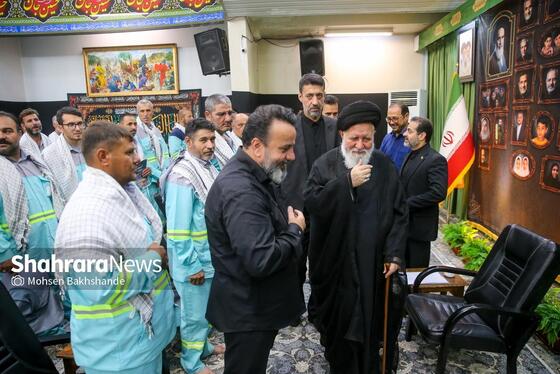 گزارش تصویری | آیین بدرقه کاروان خدام‌الحسین(ع) شهرداری مشهد در دفتر آیت‌الله سیداحمد علم‌الهدی