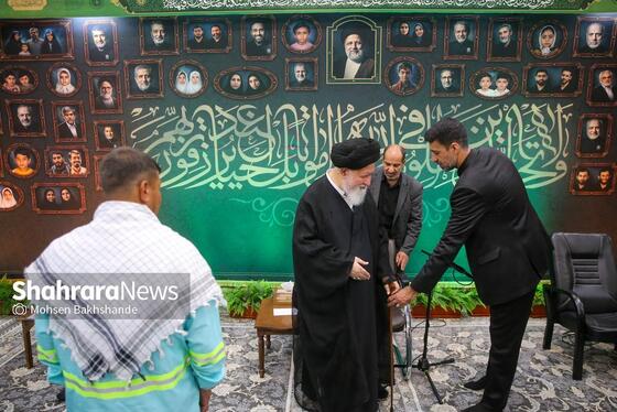 گزارش تصویری | آیین بدرقه کاروان خدام‌الحسین(ع) شهرداری مشهد در دفتر آیت‌الله سیداحمد علم‌الهدی