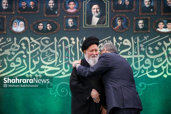 گزارش تصویری | آیین بدرقه کاروان خدام‌الحسین(ع) شهرداری مشهد در دفتر آیت‌الله سیداحمد علم‌الهدی