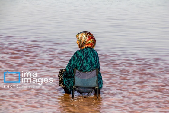 گزارش تصویری | بازگشت گردشگران به دریاچه ارومیه