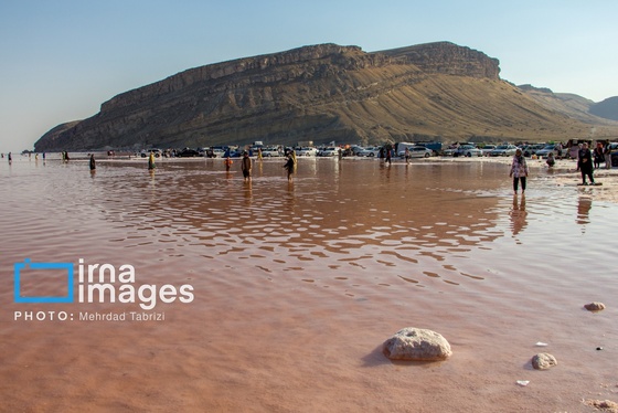 گزارش تصویری | بازگشت گردشگران به دریاچه ارومیه