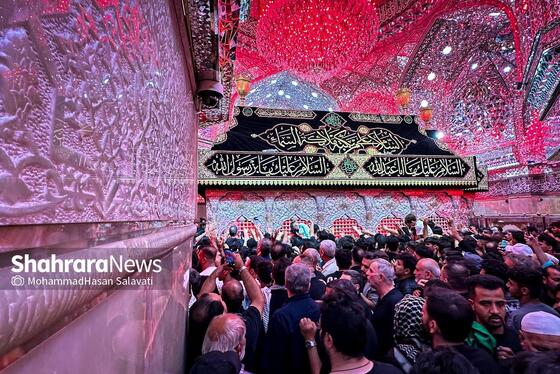 گزارش تصویری | حال و هوای کربلای معلی در شب جمعه ، شب زیارتی سیدالشهدا (ع)، در آستانه اربعین حسینی