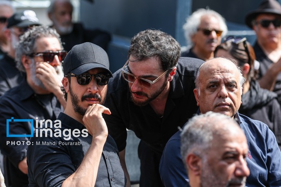 گزارش تصویری | تشییع پیکر زنده یاد «اکبر عبدی»