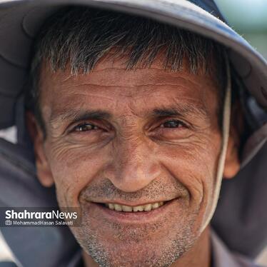 گزارش تصویری | خادمان فیروزه ای در خیابان های نجف