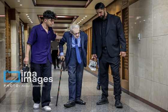 گزارش تصویری | مراسم یادبود زنده یاد «اکبر عبدی»