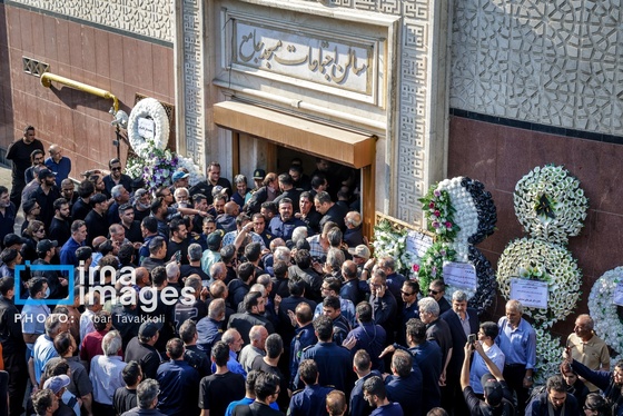 گزارش تصویری | مراسم یادبود زنده یاد «اکبر عبدی»