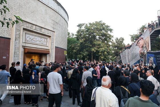 گزارش تصویری | مراسم یادبود زنده یاد «اکبر عبدی»