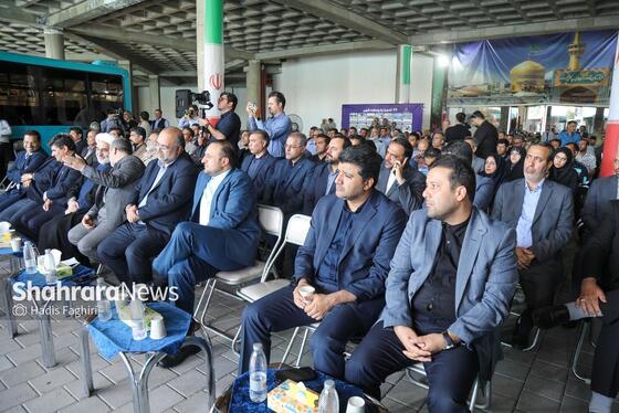 گزارش تصویری |رونمایی از ۲۵ دستگاه اتوبوس جدید و بازسازی شده سازمان اتوبوسرانی مشهد