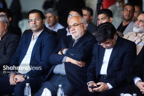 گزارش تصویری |رونمایی از ۲۵ دستگاه اتوبوس جدید و بازسازی شده سازمان اتوبوسرانی مشهد