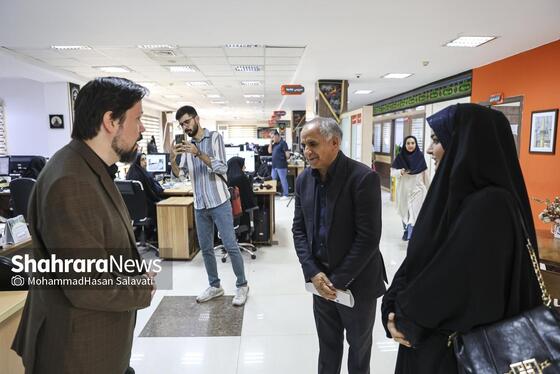 گزارش تصویری | بازدید مدیران استانی و شهری از موسسه فرهنگی شهرآرا به مناسبت روز خبرنگار - ۱