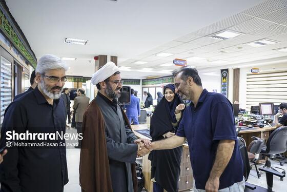 گزارش تصویری | بازدید مدیران استانی و شهری از موسسه فرهنگی شهرآرا به مناسبت روز خبرنگار - ۱