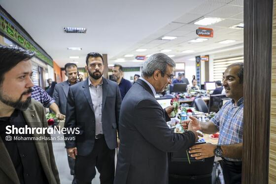 گزارش تصویری | بازدید مدیران استانی و شهری از موسسه فرهنگی شهرآرا به مناسبت روز خبرنگار - ۱