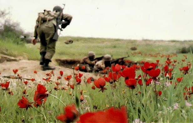 درباره کاظم اخوان، رزمنده عکاس که سال ۱۳۶۱ ربوده شد