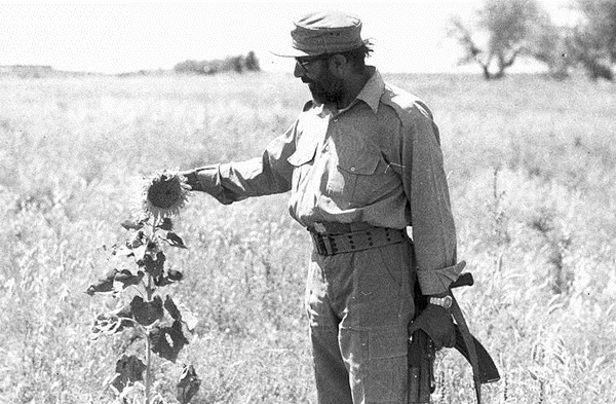 درباره کاظم اخوان، رزمنده عکاس که سال ۱۳۶۱ ربوده شد