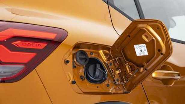 رونمایی از ال ۹۰ جدید و ساندرو ۲۰۲۱ + تصاویر و مشخصات