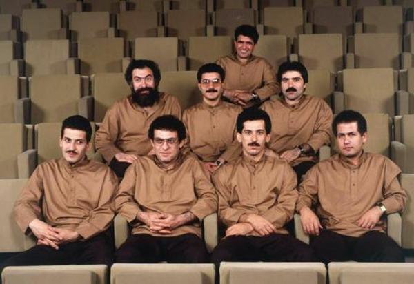 تصاویر محمدرضا شجریان از کودکی تا مرگ | بازی فوتبال و والیبال، خوشنویسی و گل‌کاری