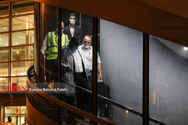 بازداشت مدیر عامل فراری بانک سرمایه + تصاویر و فیلم