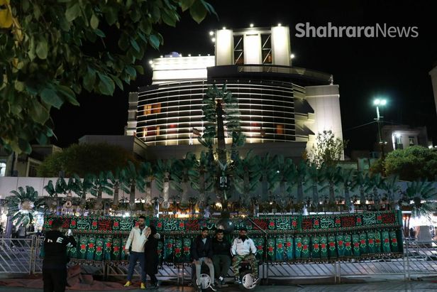 حال و هوای مشهد مقدس در شب شهادت ثامن الحجج + فیلم و عکس