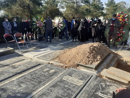 مراسم تشییع پیکر دکتر فاطمی در بهشت زهرای تهران + تصاویر و ویدئو