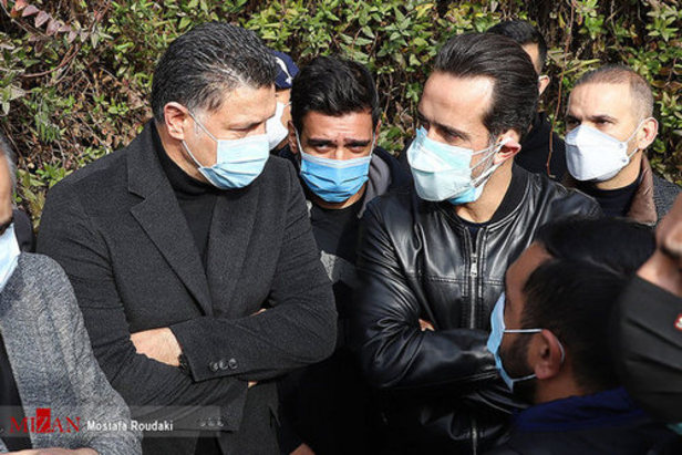 مراسم خاکسپاری پیکر «مهرداد میناوند» در بهشت زهرای تهران + ویدئو و تصاویر