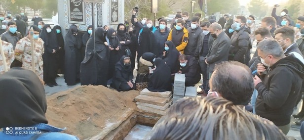 علی انصاریان به خاک سپرده شد+ عکس و ویدئو