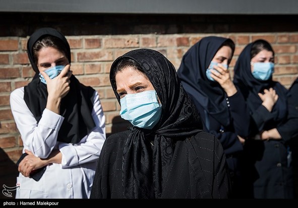 تلخ ترین تصاویر از تشییع پیکر «مهشید گودرز» شهید مدافع سلامت