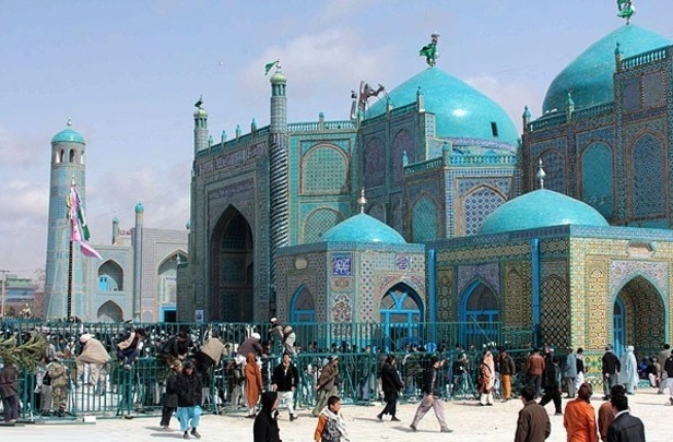 زیارت سخی در شهر مزارشریف