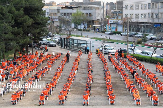 واکسینه نیروهای کارگری با اولویت پاکبانان حوزه معاونت خدمات شهری شهرداري مشهد در برابر بیماری کرونا آغاز شد.