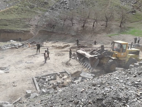 آزاد سازی و رفع تصرف از اراضی ملی واقع در ارتفاعات جنوب مشهد + تصاویر