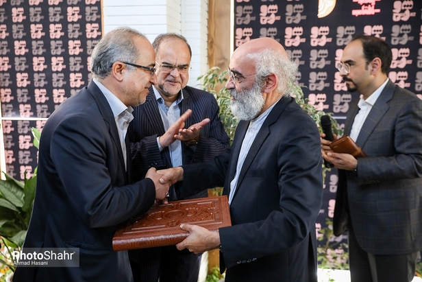 مجموعه نشست‌های «سوژه» با حضور یونس شکرخواه