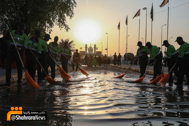 پاکبان‌های مشهدی، خیابان‌های نجف را رفت و روب می‌کنند