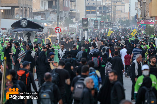 پاکبان‌های مشهدی، خیابان‌های نجف را رفت و روب می‌کنند