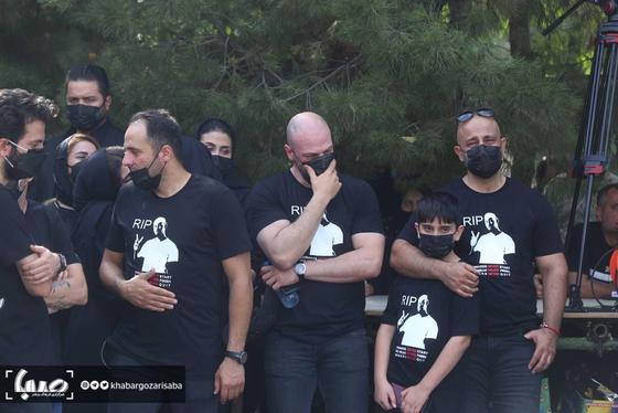 مراسم تشییع پیکر «ارشا اقدسی» بدلکار سینما و تلویزیون + فیلم و عکس (۲۲ مرداد۱۴۰۰)