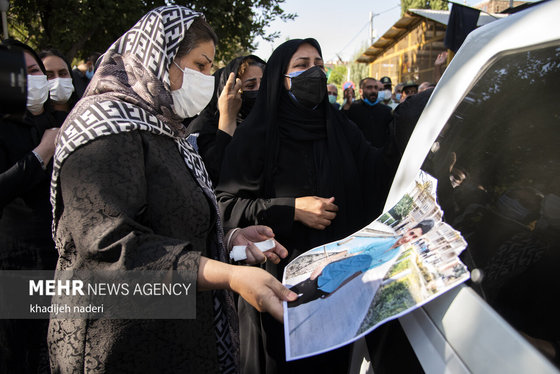 مراسم تشییع «علی لندی»، نوجوان فداکار ایذه‌ای + فیلم و عکس