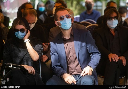 مراسم خاکسپاری «سیامک اطلسی» در قطعه هنرمندان + فیلم و تصاویر