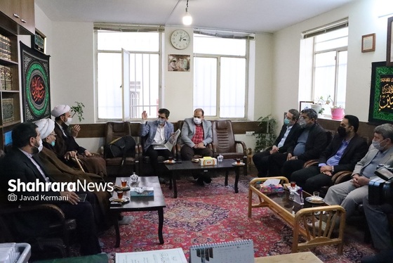آیت‌الله اشرفی‌ شاهرودی در دیدار مدیران مؤسسه شهرآرا: فلسفه وجودی مشهد بارگاه امام رضا (ع) است