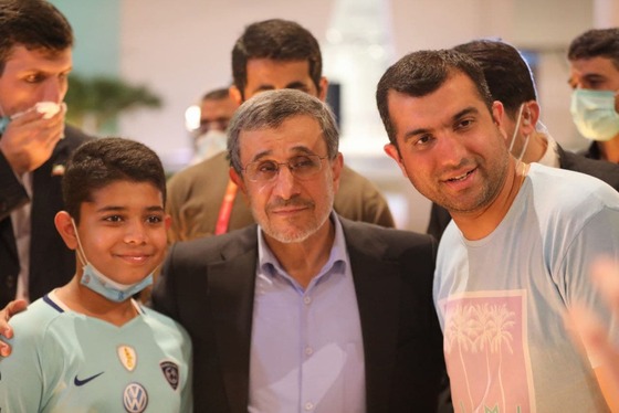 چند نکته درباره حضور پرحاشیه احمدی‌نژاد در اکسپوی دبی + عکس