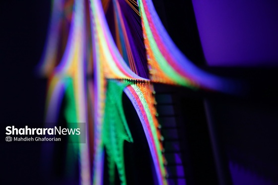 گفتگو با هنرمند جوان شهرکردی که نمایشگاه آثارش را در مشهد برگزار می‌کند