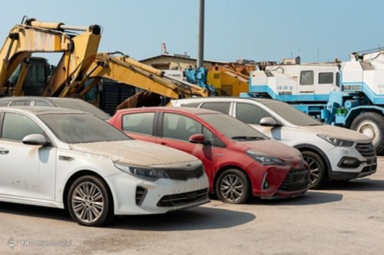 دپو خودرو‌های لوکس توقیفی در گمرک بوشهر + تصاویر